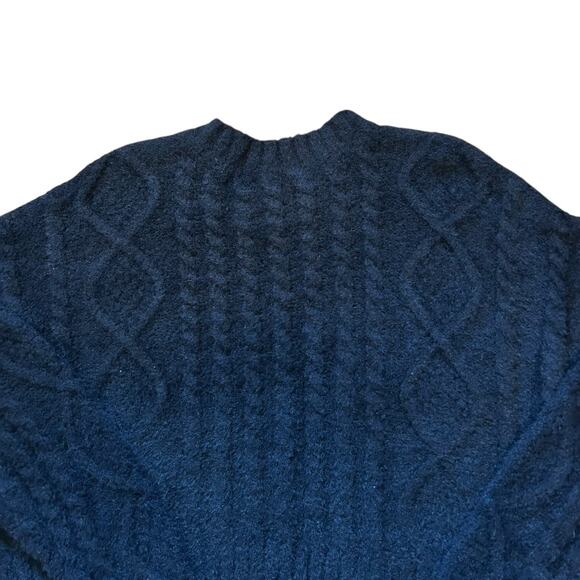 Aerie Women’s Black Cable Cozy Soft Knit Cropped Long Sleeve Sweater Size M - Picture 3 of 11